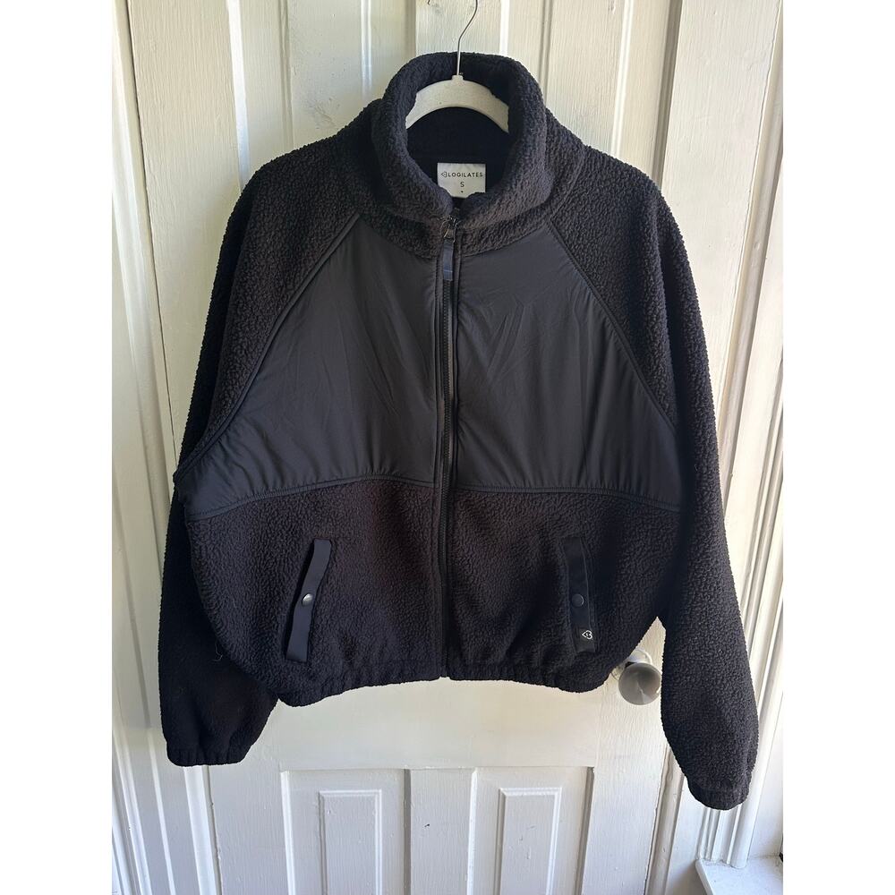 BLOGILATES Black Sherpa Fleece Zip Jacket – Size Small - Picture 2 of 8